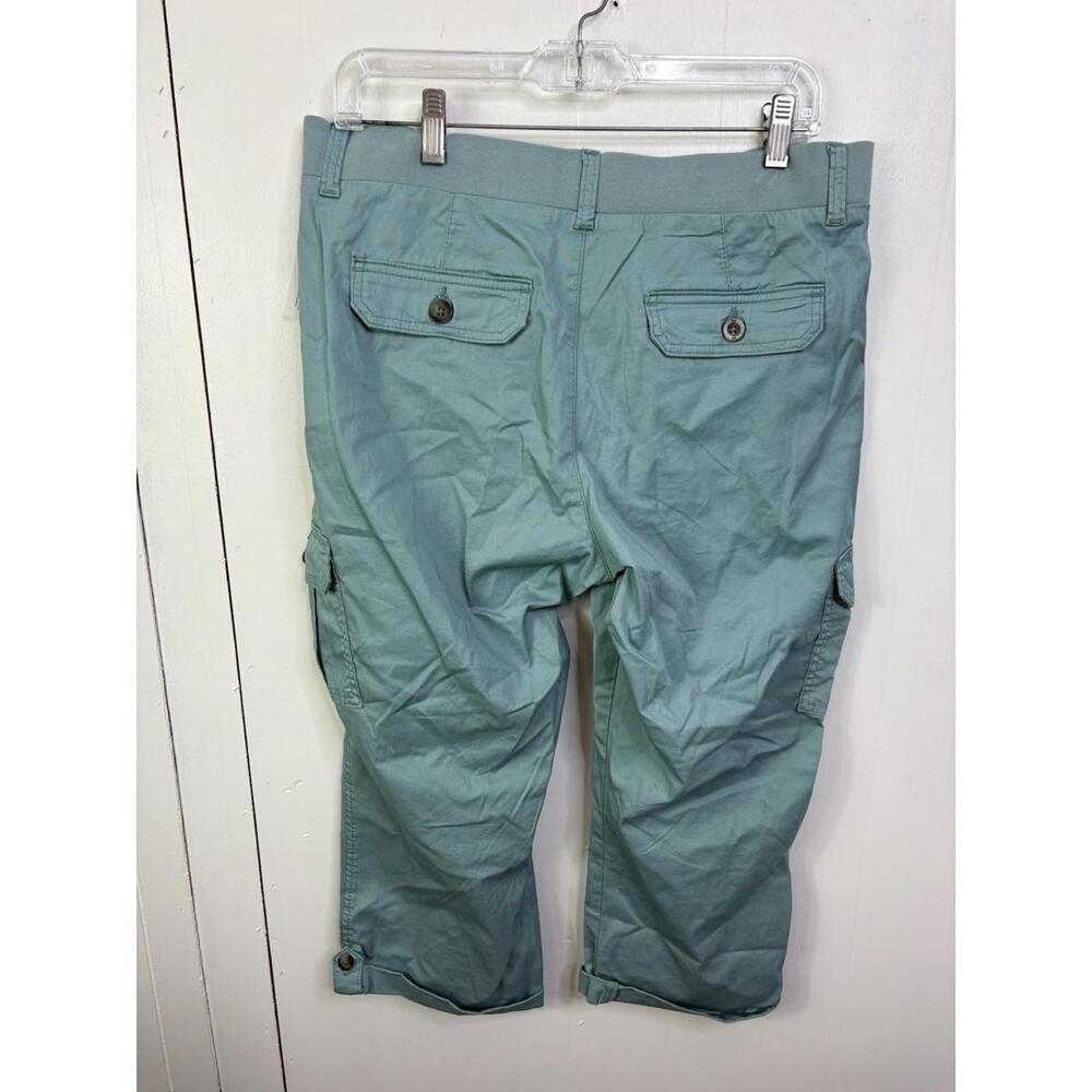 Lee Women's Mint Green Cargo Capris - Picture 2 of 9